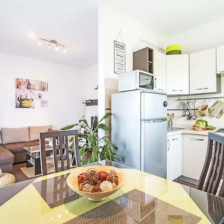Apartman Bolt *